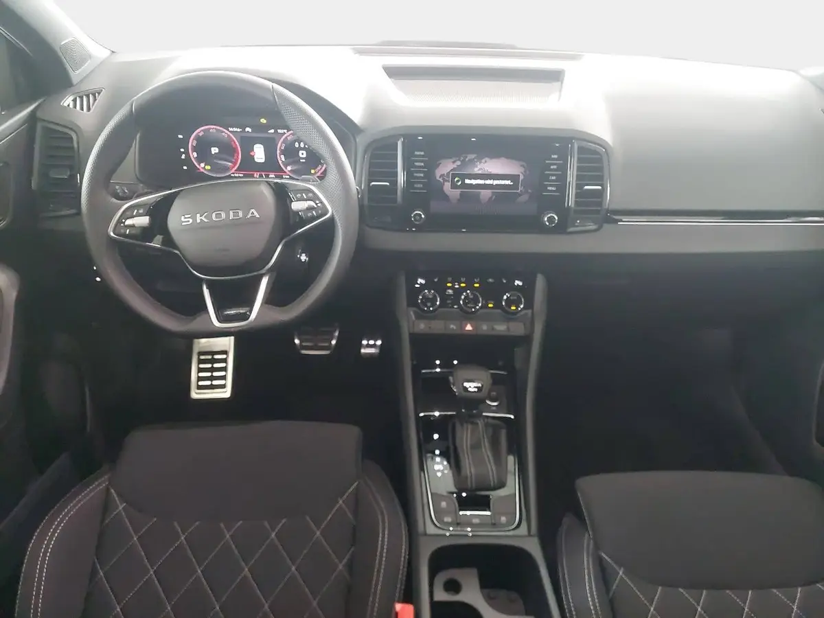 SKODA KAROQ 2.0 TDI DSG SPORTLINE 4X4 NAVI LED