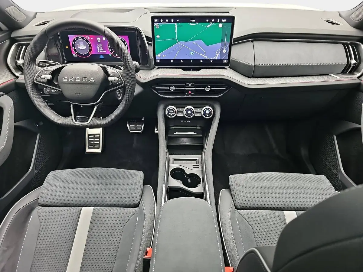 SKODA KODIAQ 2.0 TSI DSG SPORTLINE 4X4 NAVI LED AHK