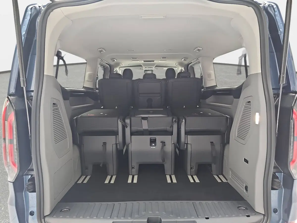 FORD TOURNEO CUSTOM 2.0 ECOBLUE AUTO. L2 TITANIUM X NAVI LED AHK