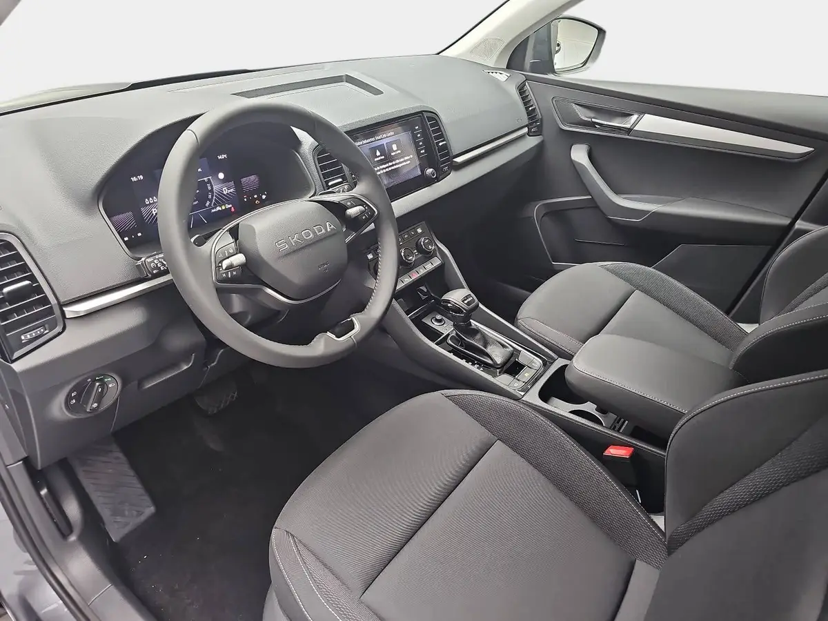 SKODA KAROQ 1.5 TSI DSG FAMILY LED KAMERA LM17