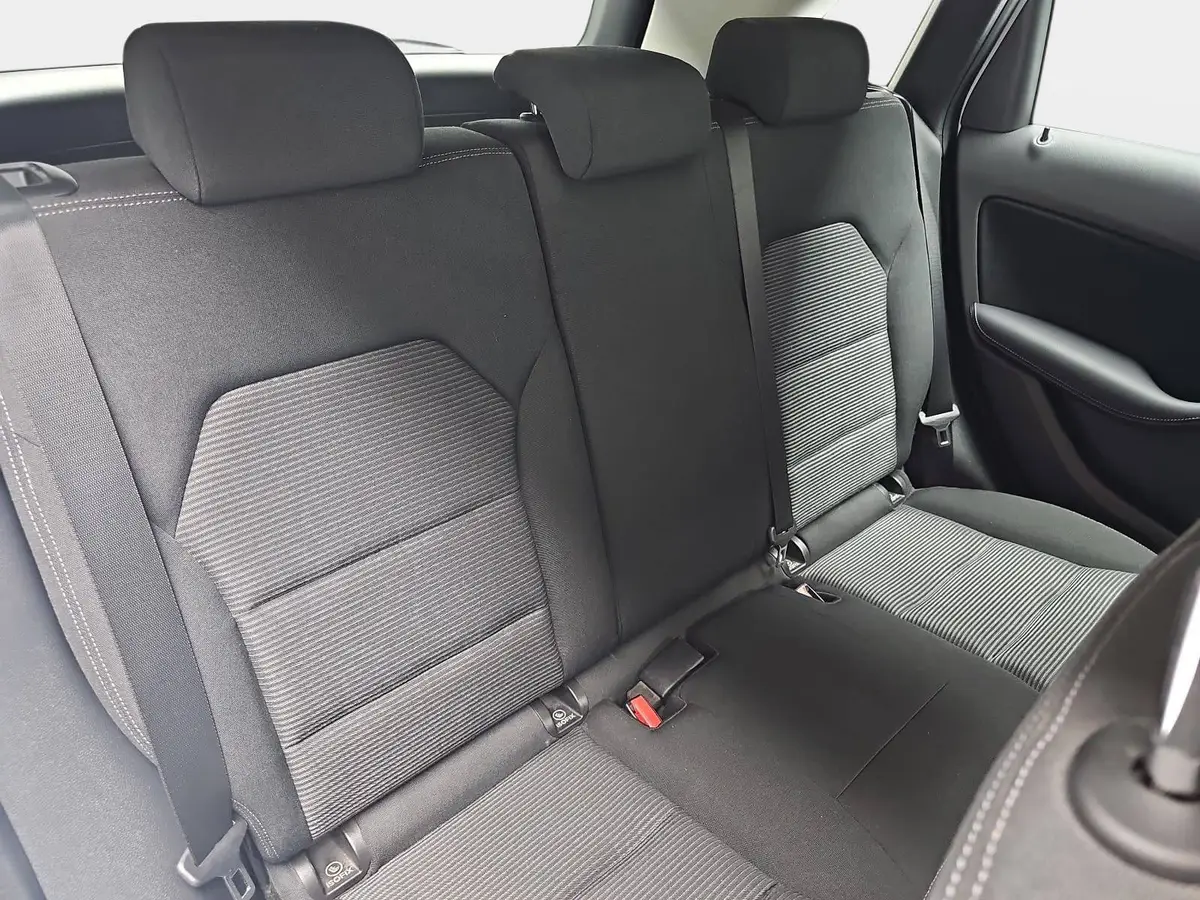 MERCEDES-BENZ B 180 STYLE GRA WINTER AHK