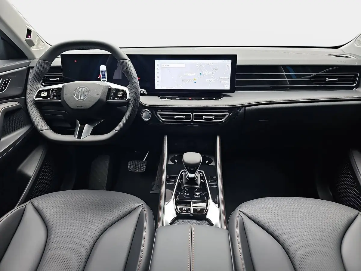MG HS 1.5 HYBRID+ MY25.5 LUXURY LEDER 360-GRAD-KAMERA 19-ZOLL-LM