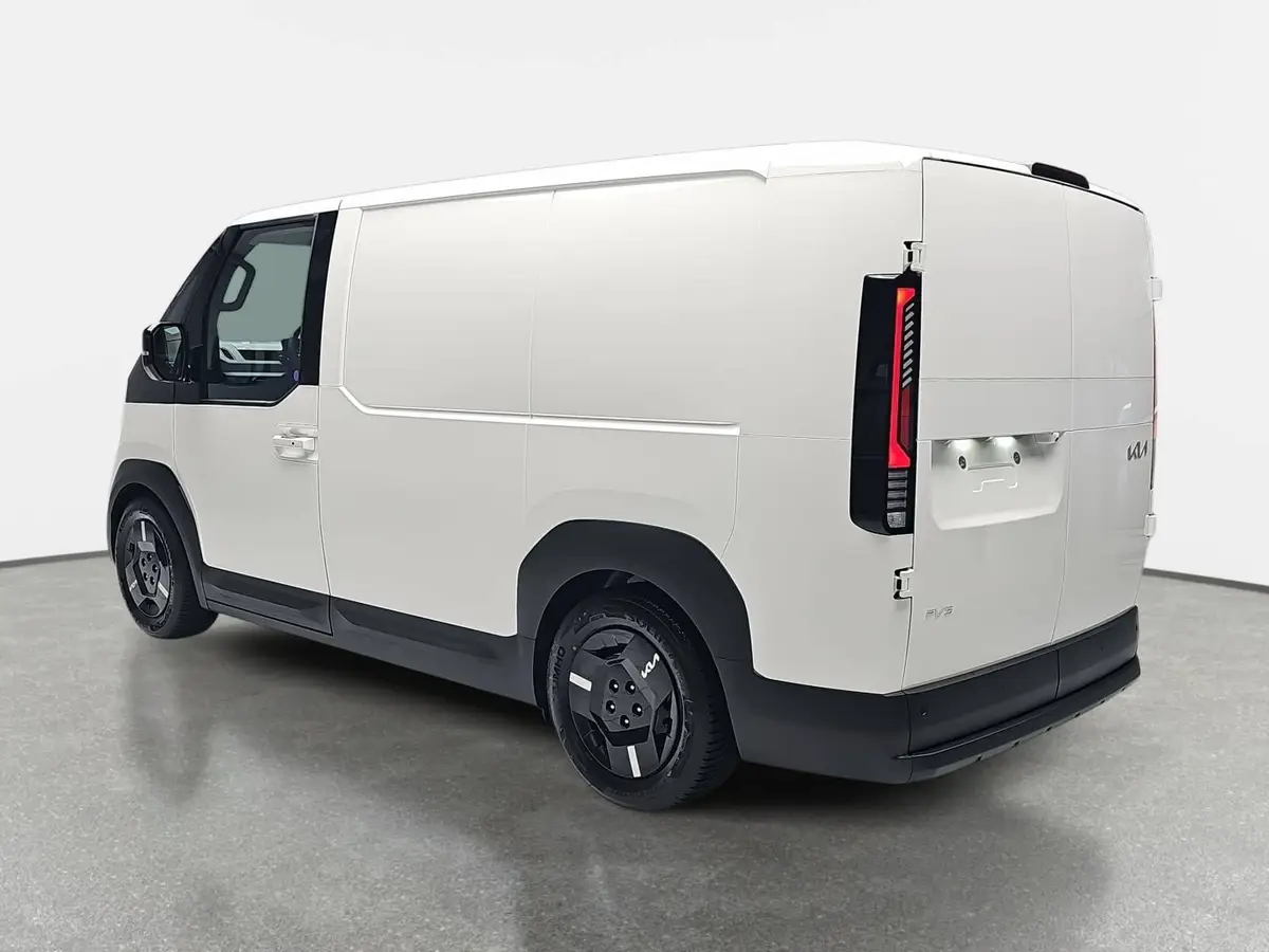 KIA PV5 CARGO L2H1 3T 71.2 KWH PLUS MJ26 WÄRMEPUMPE ALLWETTERREIFEN