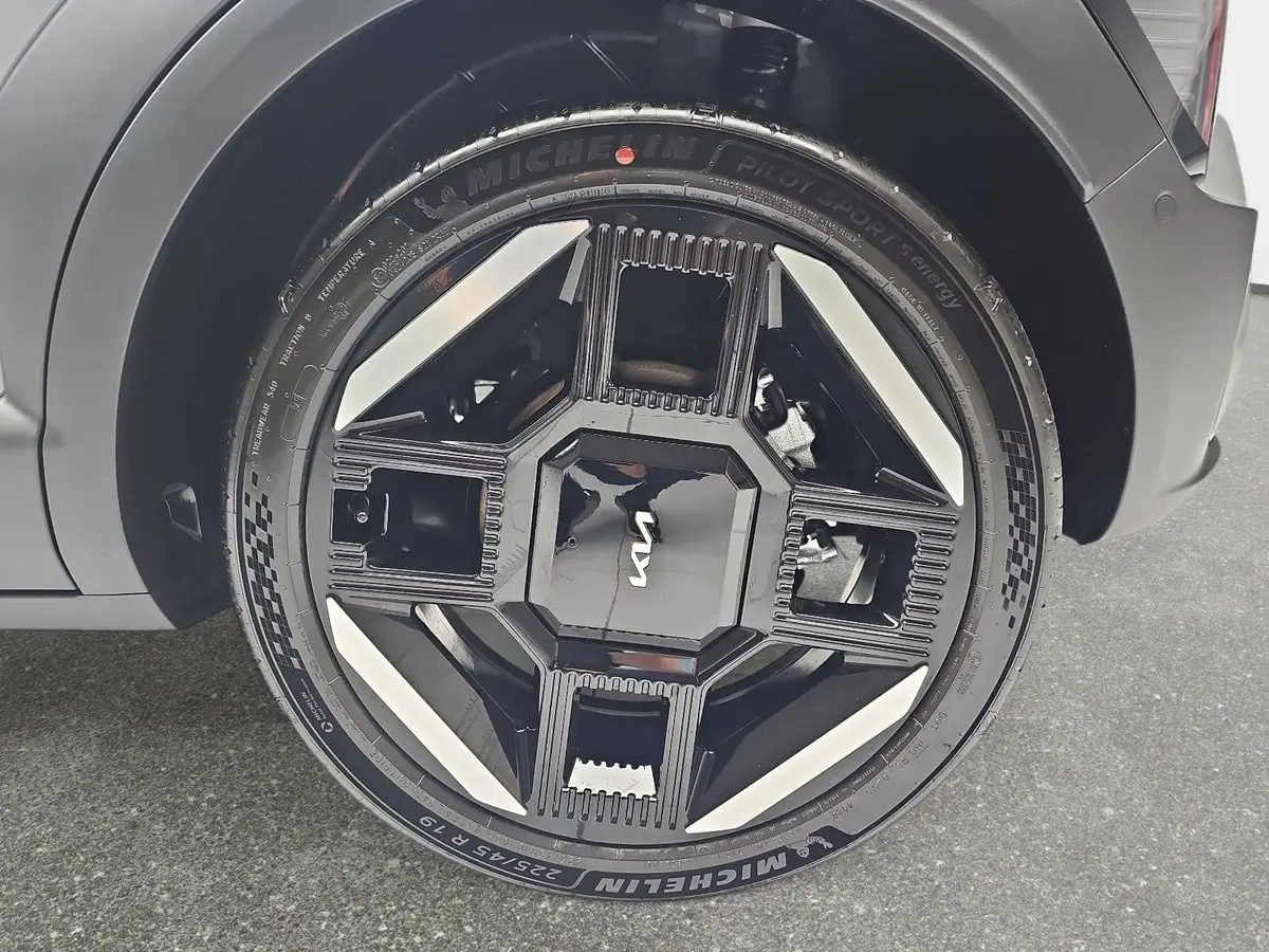 KIA EV2 61.0 KWH GT LINE MJ27 WINTER-CONNECT TECHNOLOGY DRIVEWISE-PARK KOM GD