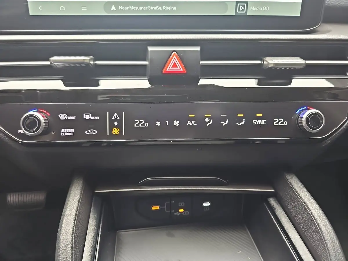 KIA SPORTAGE 1.6 T-GDI 150 2WD DCT VISION MJ27 KOMFORT