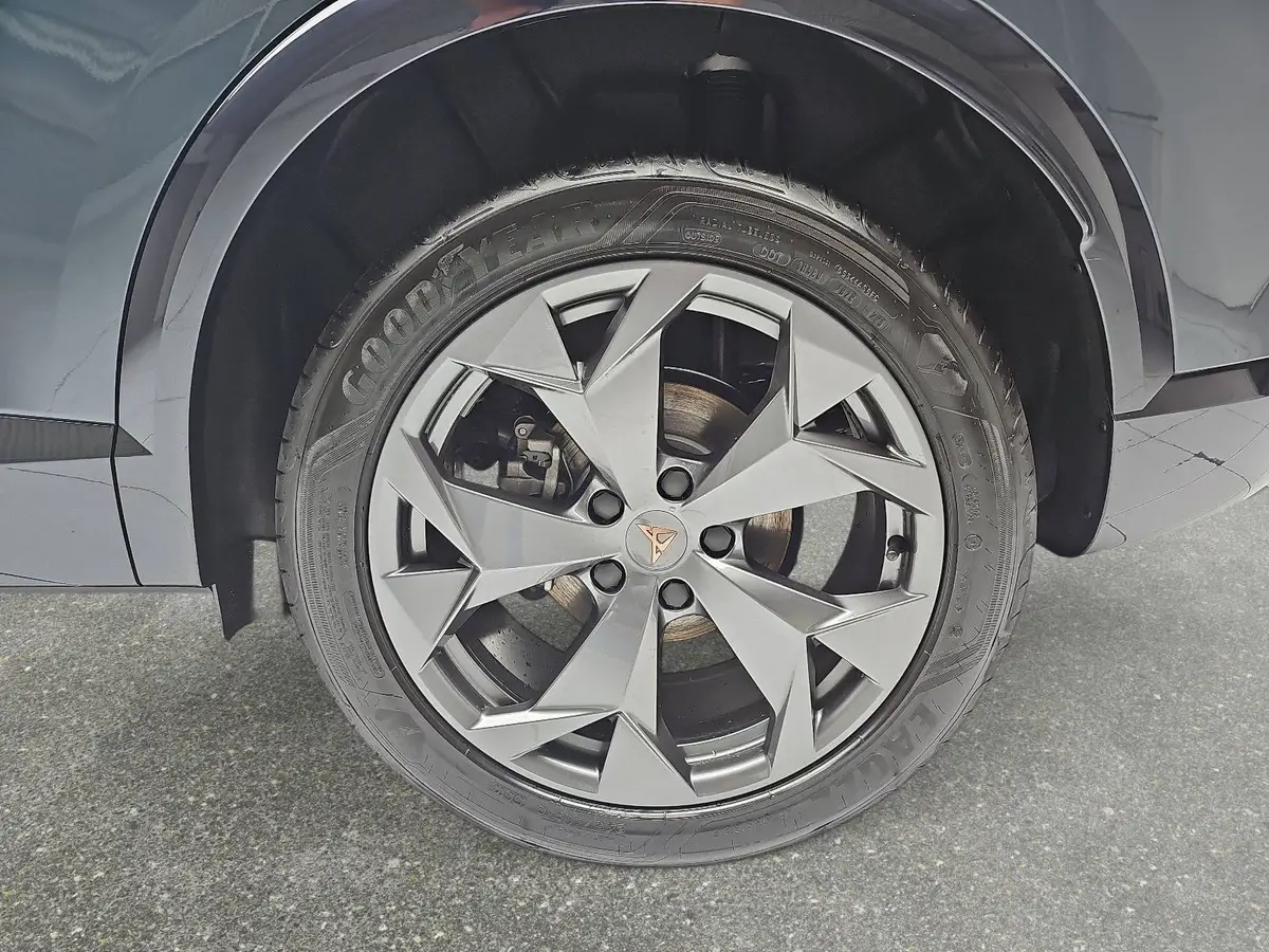 CUPRA FORMENTOR 1.5 ETSI DSG LED EDGE PAKET EL.HECKKLAPPE KAM