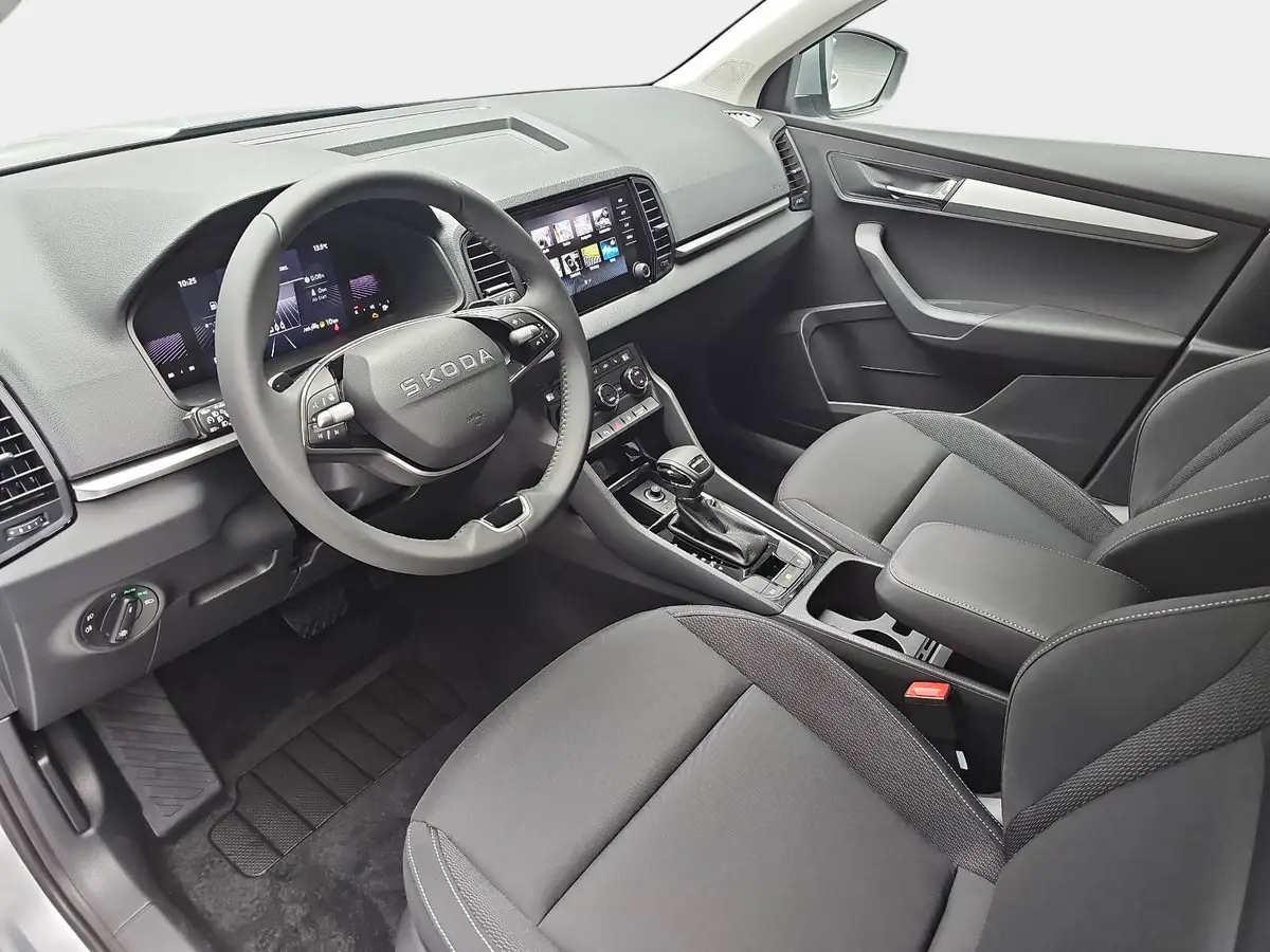 SKODA KAROQ 1.5 TSI DSG 130 JAHRE LED KLIMAAUTO WINTER SICHT K