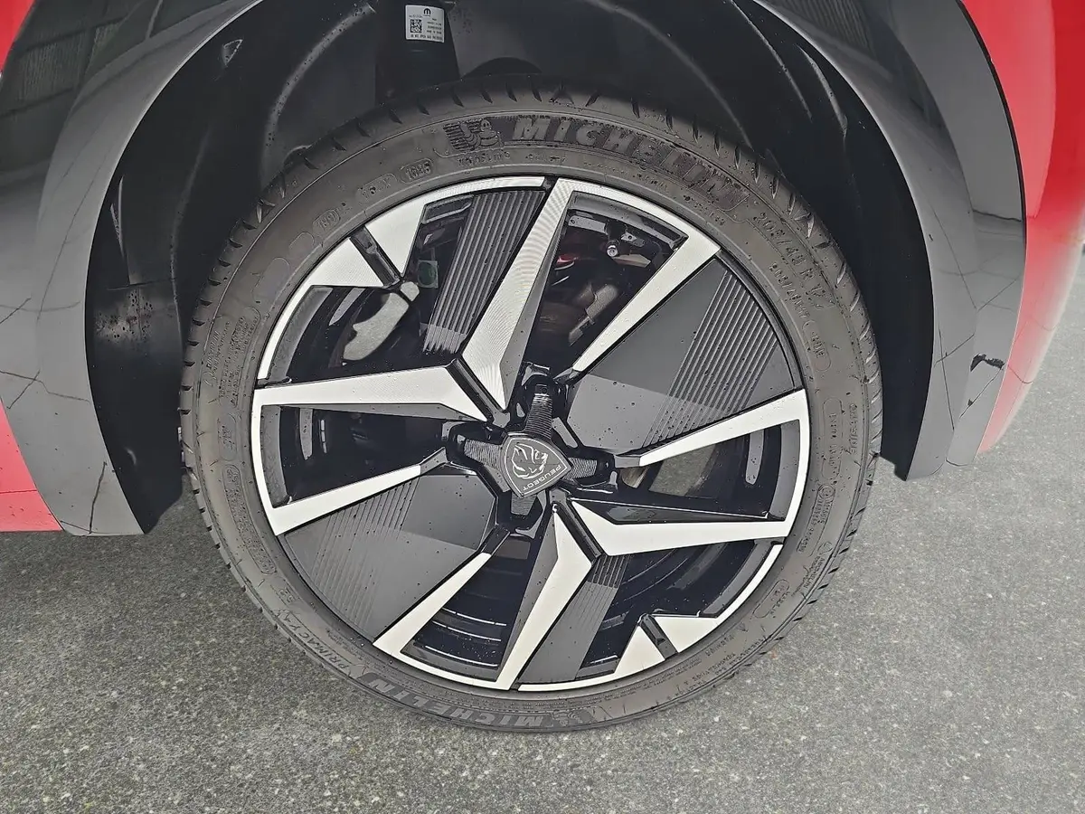 PEUGEOT 208 1.2 HYBRID 110 E-DSC6 GT KLIMA LED MIRROR-SCREEN K