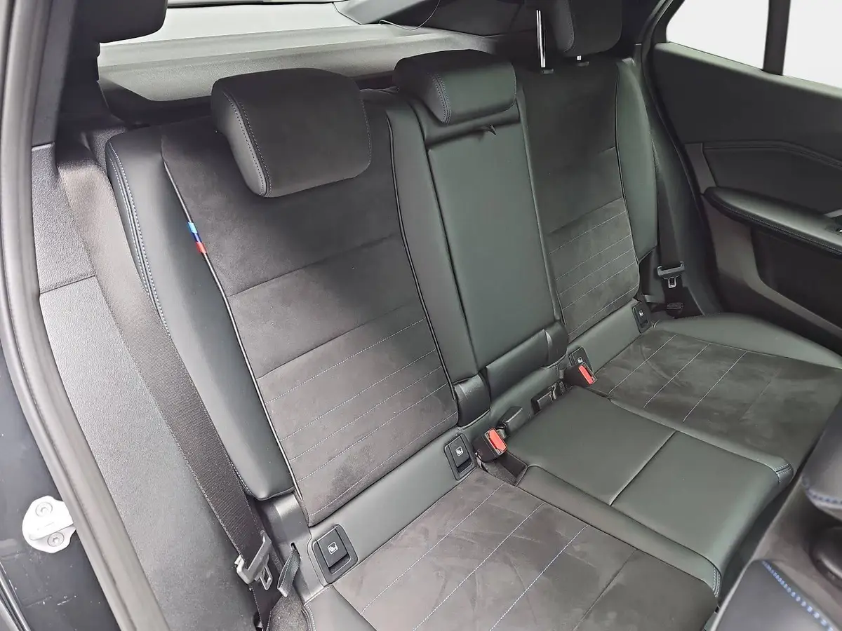 BMW X2 SDRIVE 18D AUTO. M SPORT NAVI LED ACC PANO KAMERA 