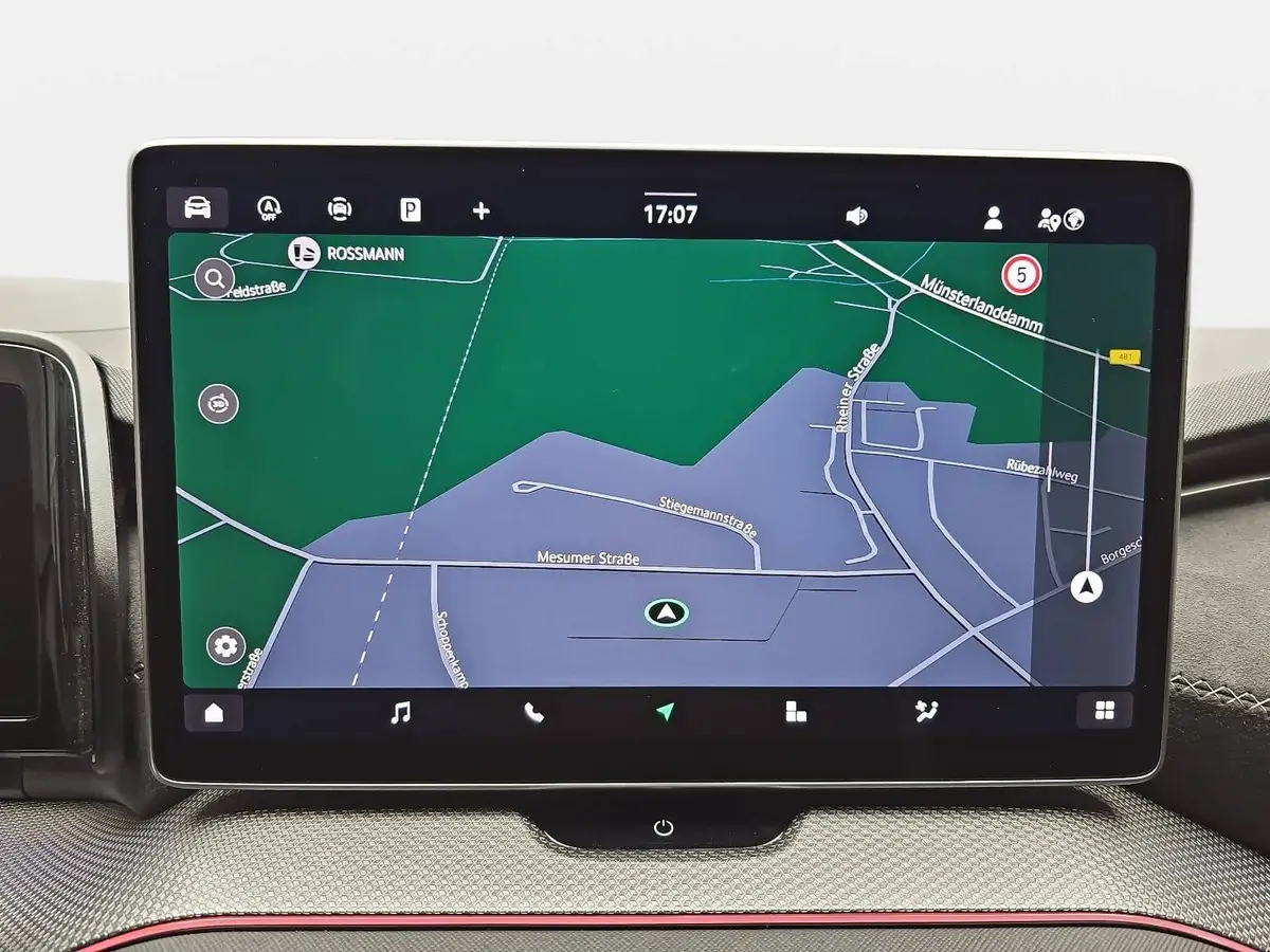 SKODA KODIAQ 2.0 TDI DSG SPORTLINE 4X4 NAVI LED ACC HUD 7-SITZE