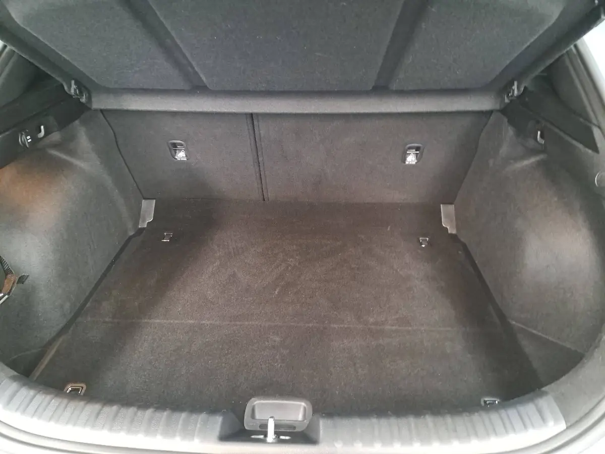 KIA XCEED 1.6 CRDI DCT NAVI KLIMA KAMERA ALLSEASON LM17