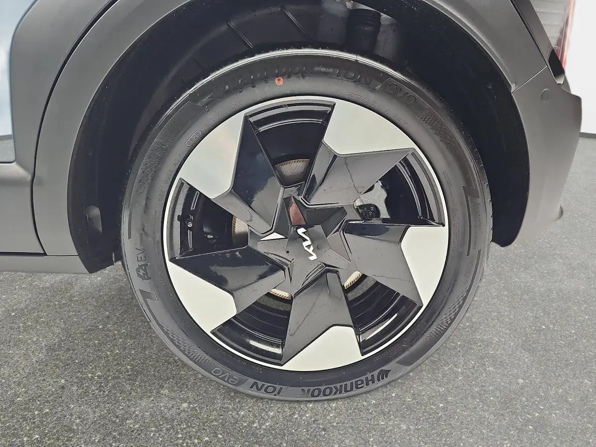 KIA EV2 42.2 KWH EARTH MJ27 WINTER-CONNECT 22KW-AC TECHN DRIVEWISE-PARK DESIGN