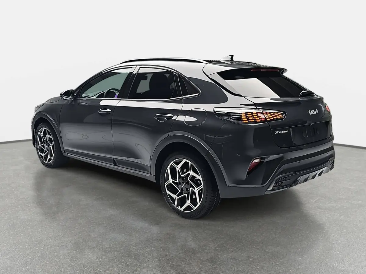 KIA XCEED 1.6 T-GDI 180 DCT GT-LINE MJ26 LEDER GLASDACH