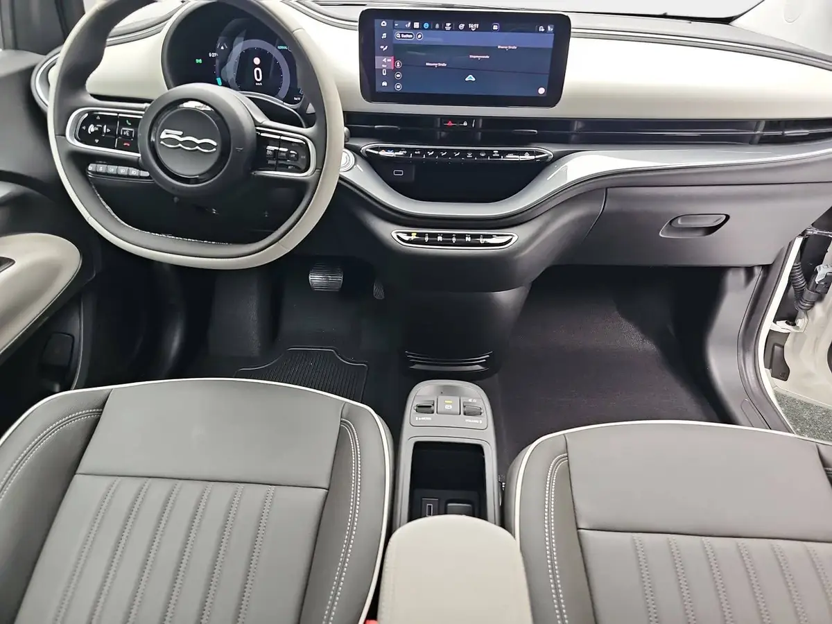 FIAT 500 ELEKTRO 42 KWH LA PRIMA MJ26