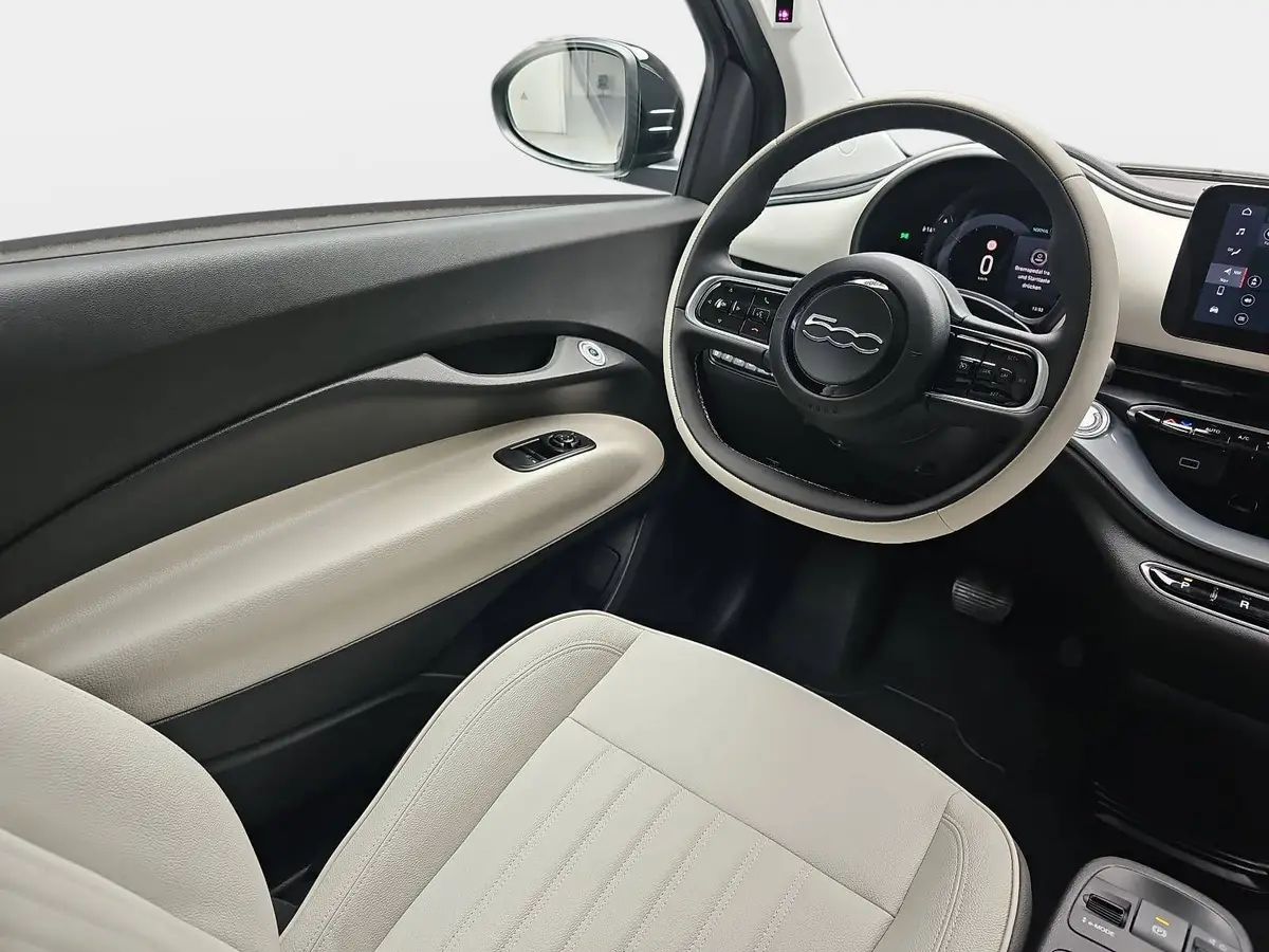 FIAT 500 ELEKTRO 42 KWH LA PRIMA MJ26