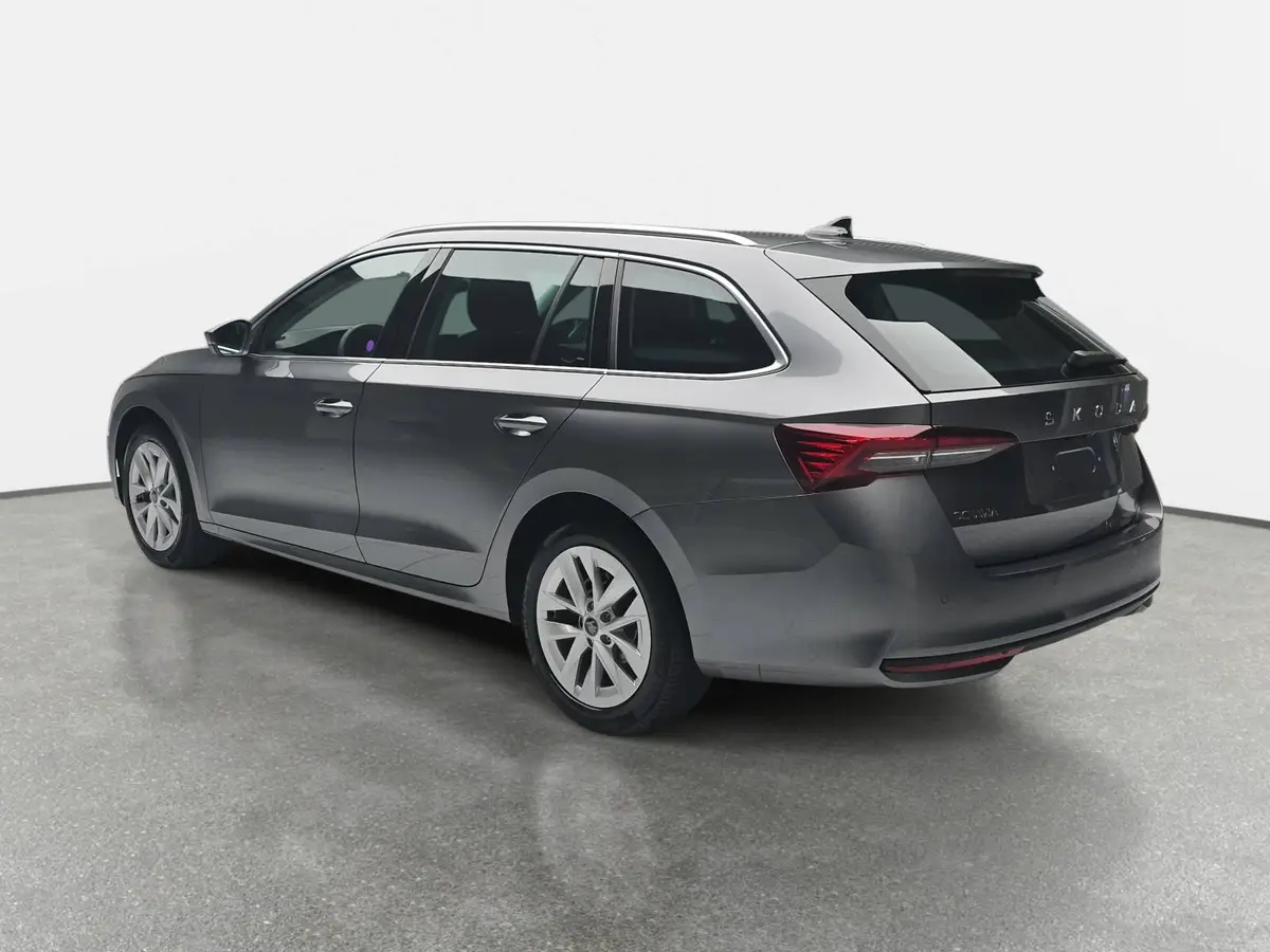 SKODA OCTAVIA COMBI 2.0 TDI DSG SELECTION NAVI LED ACC WINTER KAMERA A