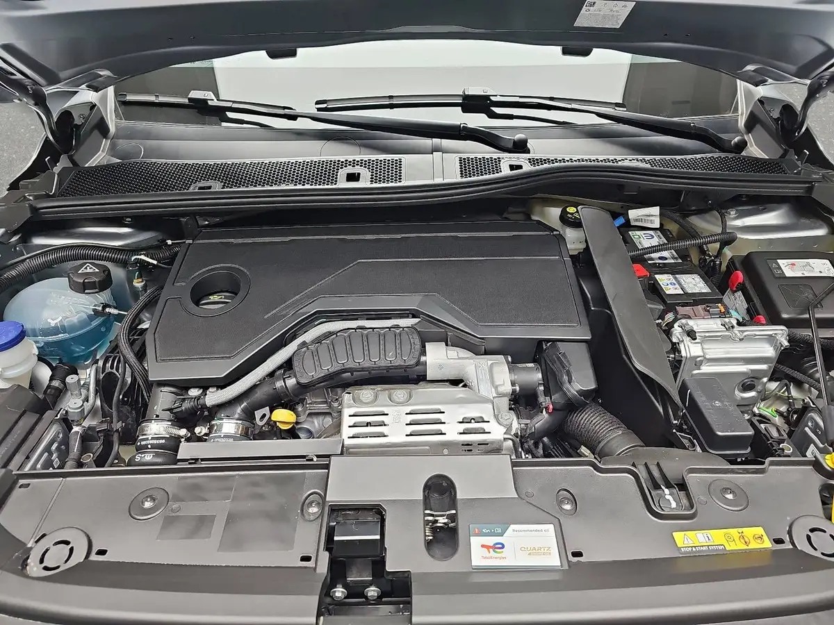 PEUGEOT 208 1.2 HYBRID 110 E-DSC6 GT KLIMA LED MIRROR-SCREEN K