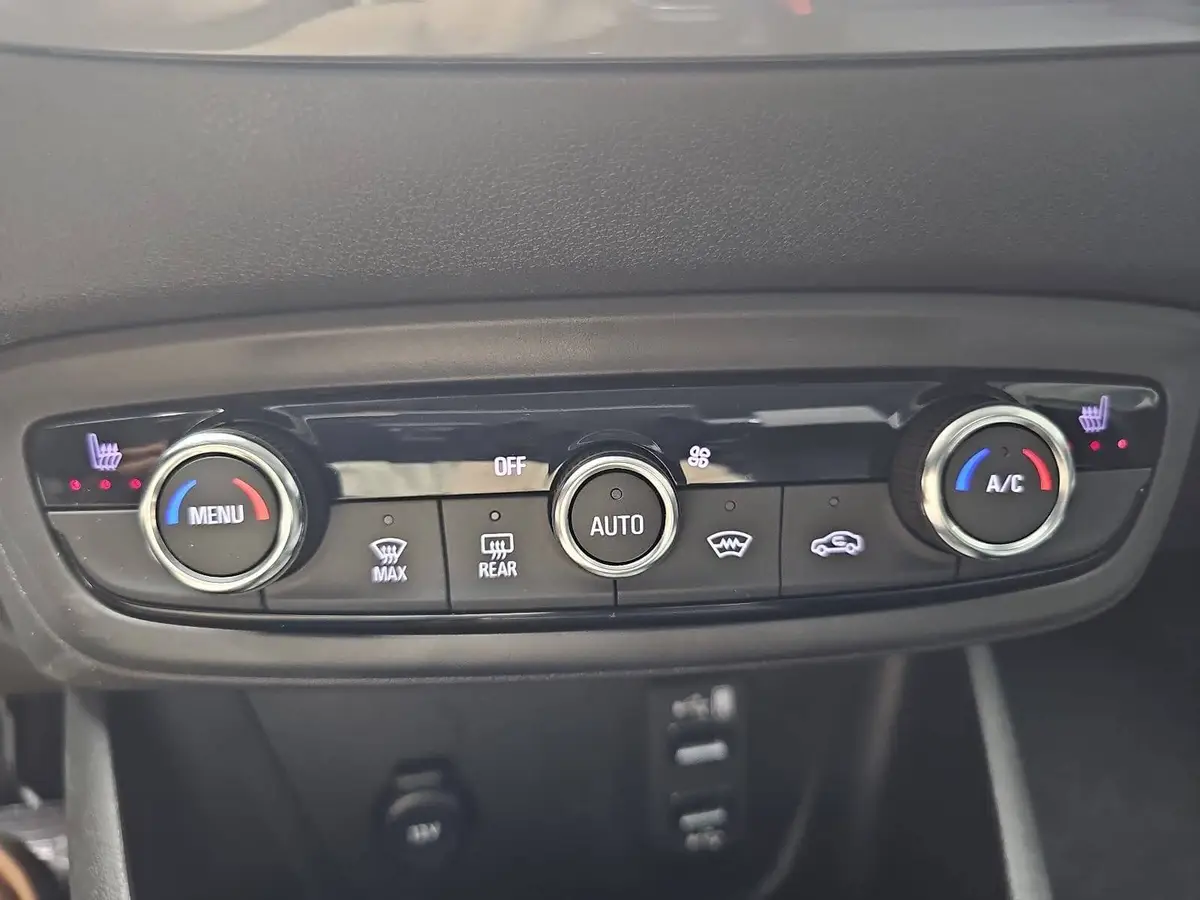 OPEL CROSSLAND (X) 1.2 TURBO ELEGANCE NAVI LED KLIMAAUTO AGR WINTER K