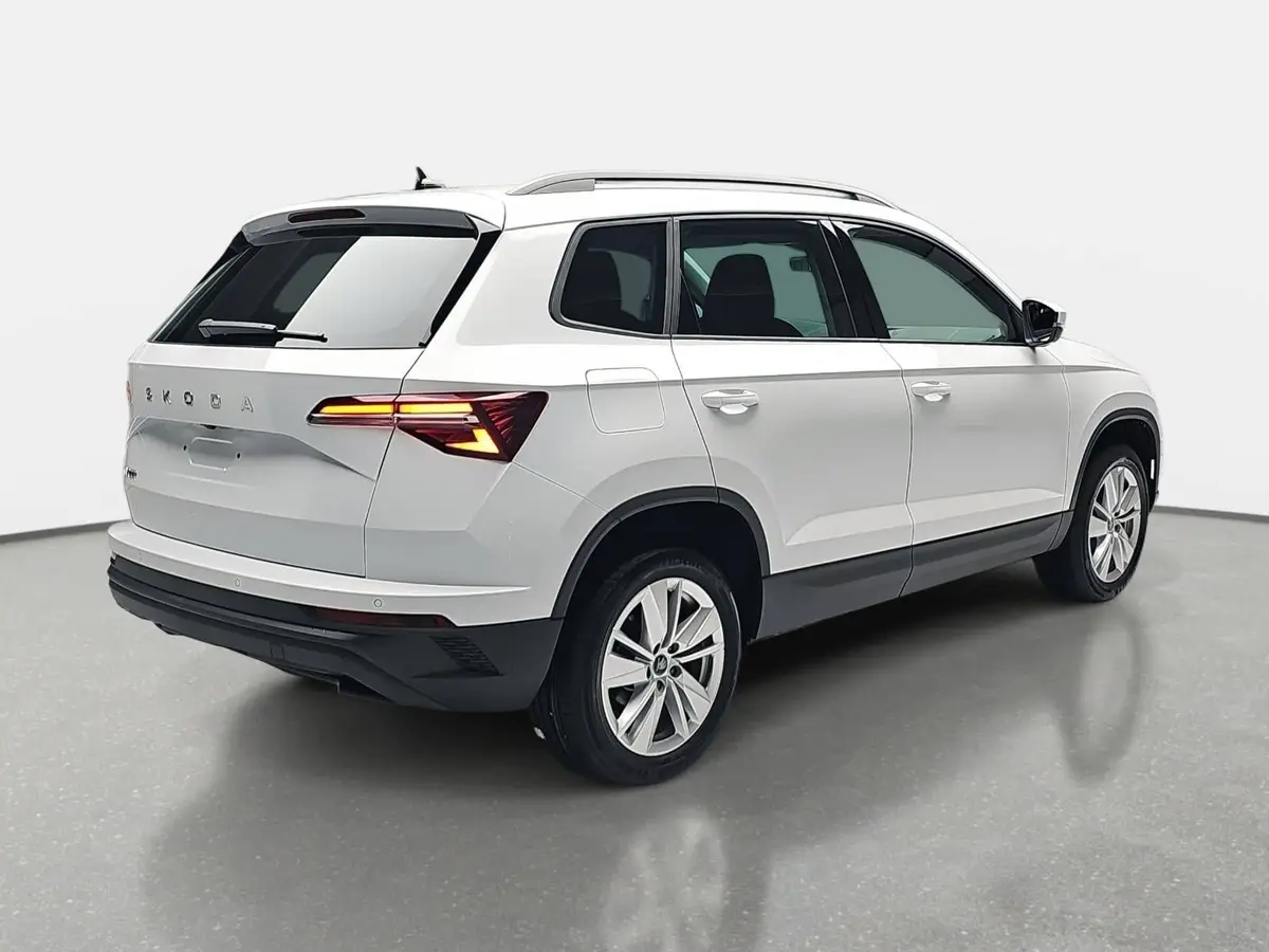 SKODA KAROQ 1.5 TSI DSG 130 JAHRE LED KAMERA AHK