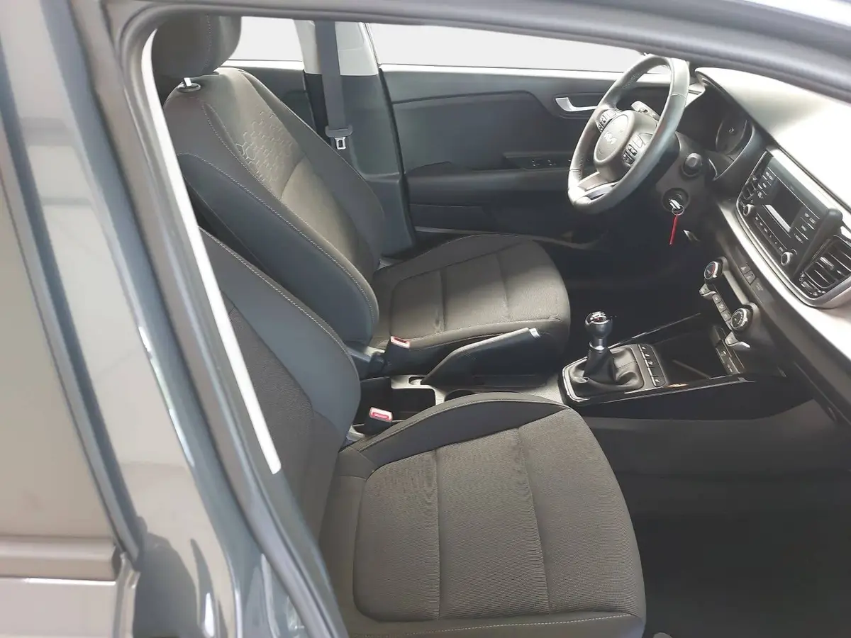 KIA RIO 1.2 VISION