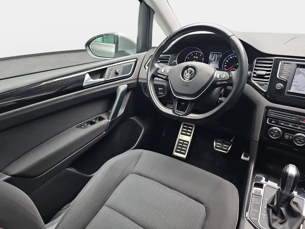 VW GOLF VII SPORTSVAN 1.4 TSI DSG SOUND NAVI AHK