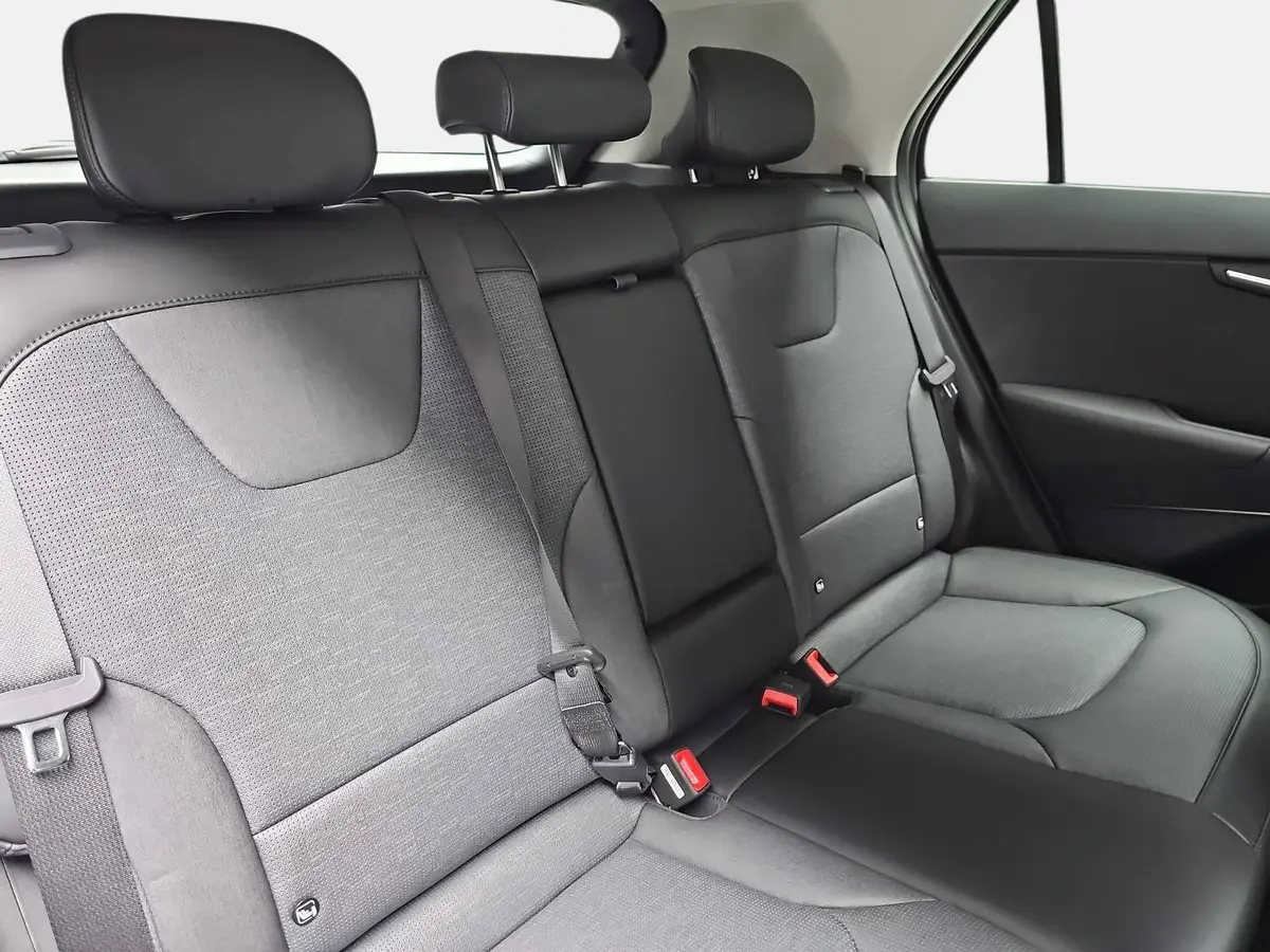 KIA NIRO 1.6 GDI PLUG-IN-HYBRID DCT SPIRIT LM18" TECHNOLOGIE RELAX
