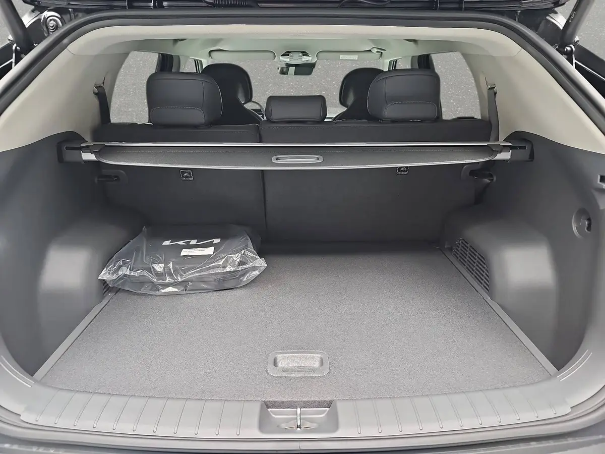 KIA EV3 58.3 KWH EARTH MJ26 WINTER-CONNECT BUSINESS UPGRADE DRIVEWISE-PARK