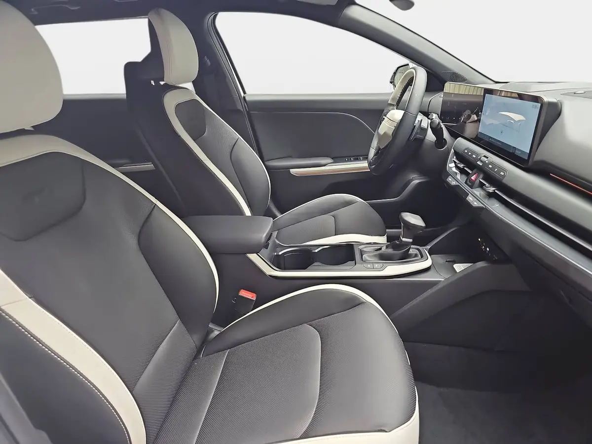 KIA K4 SW 1.6 T-GDI 180 PS DCT7 GT-LINE MJ26 DW-PARK-PRO SITZ SOUND DESIGN GLASDACH