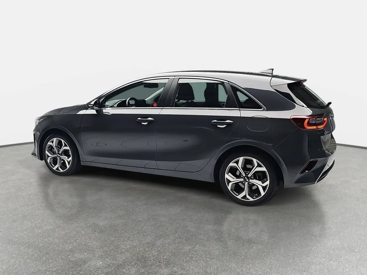 KIA CEED 1.6 CRDi Spirit Navi Winter P-Assist LM