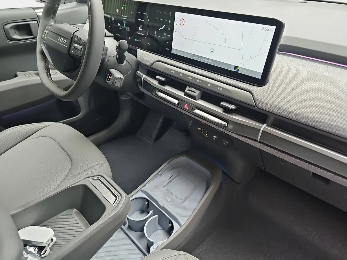 KIA EV3 81.4 KWH EARTH MJ26 WINTER-CONNECT BUSINESS UPGRADE DRIVEWISE-PARK