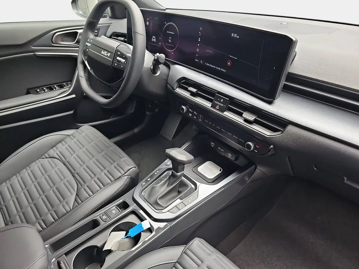 KIA XCEED 1.6 T-GDI 180 DCT SPIRIT MJ27 SOUND SITZ ADVANCED