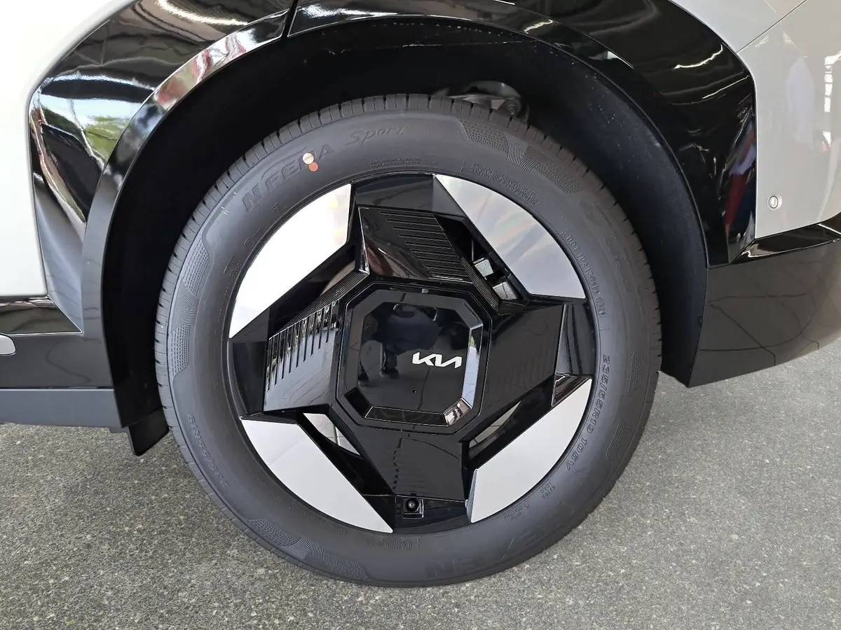 KIA EV5 81.4 KWH EARTH MJ26 DRIVEWISE