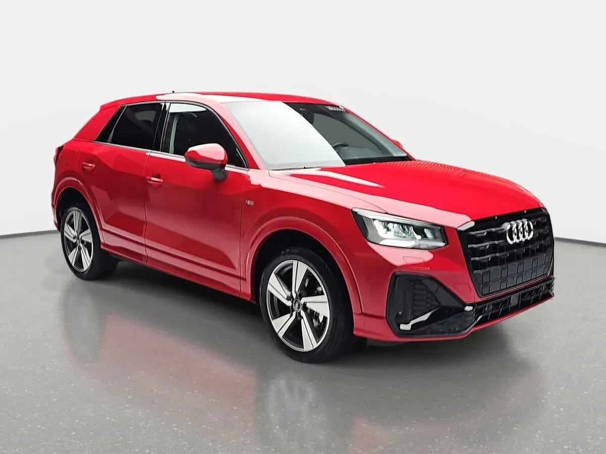 AUDI Q2 35 TFSI S-TRONIC S LINE NAVI LED ACC EL.HECKKL. WI