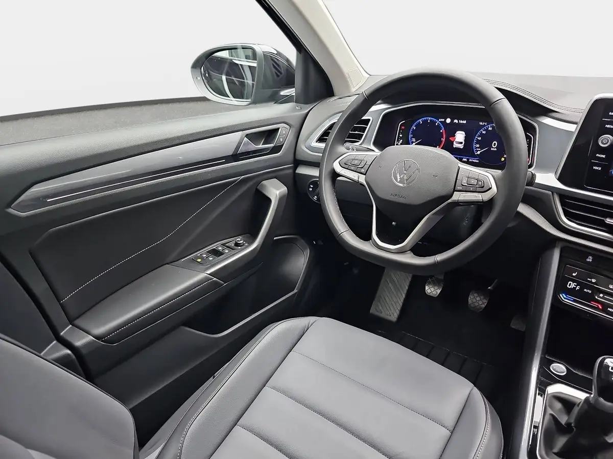 VW T-ROC 1.0 TSI STYLE NAVI ACC P-ASSIST