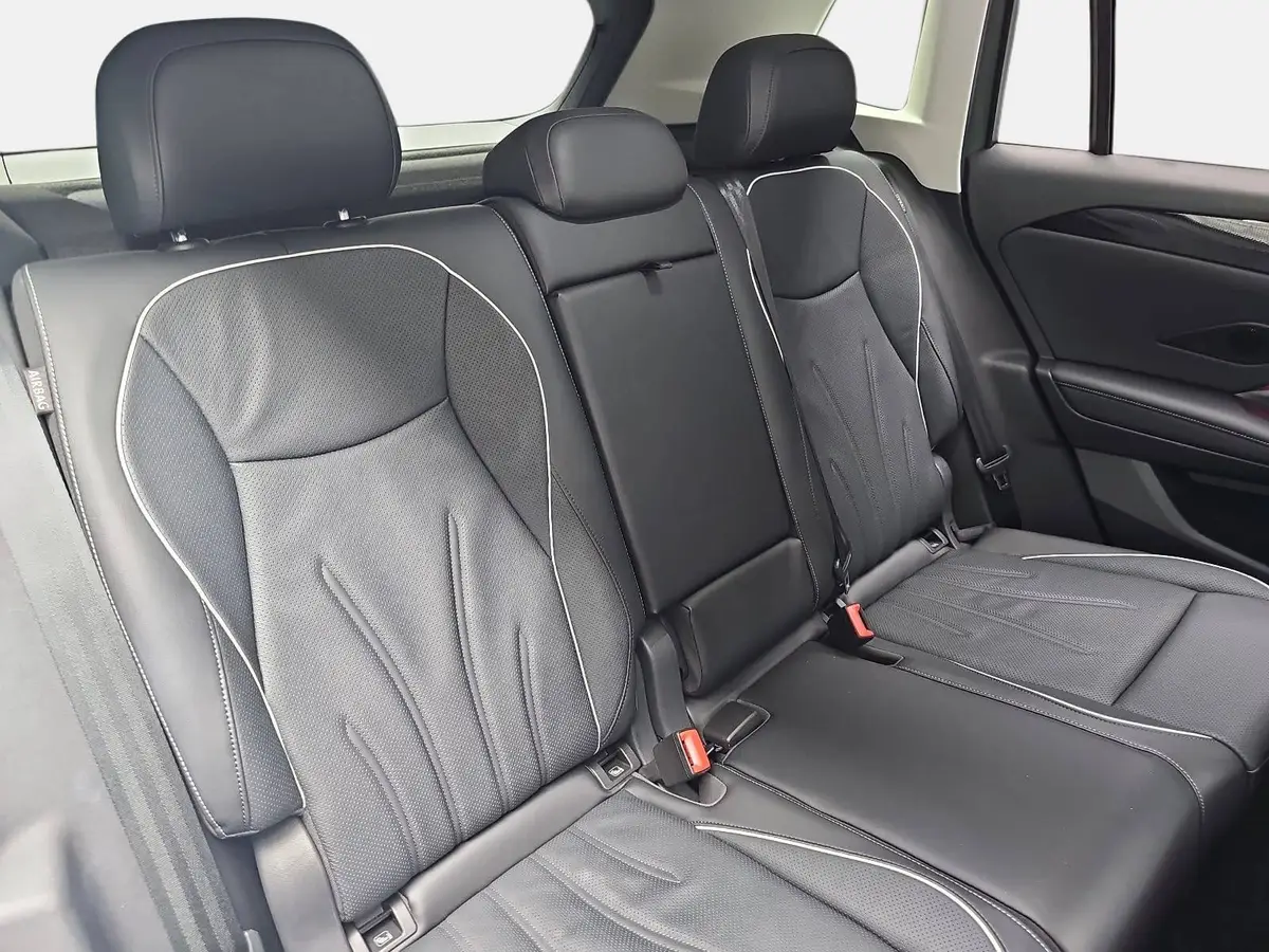 VW TIGUAN 1.5 ETSI DSG LIFE NAVI LED KAMERA AHK