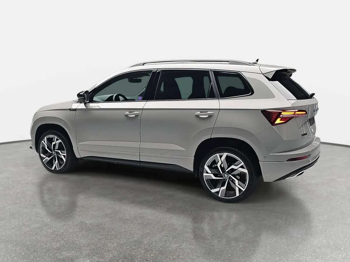 SKODA KAROQ 1.5 TSI DSG SPORTLINE NAVI LED-MATRIX PANO CANTON