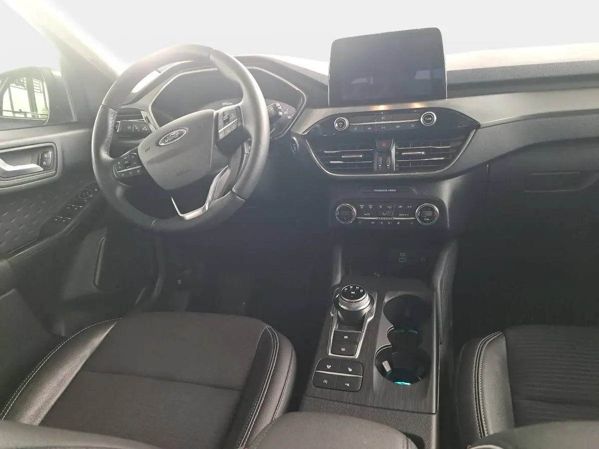 FORD KUGA 2.0 ECOBLUE AUTO. AWD TITANIUM X AHK NAVI LED KAME