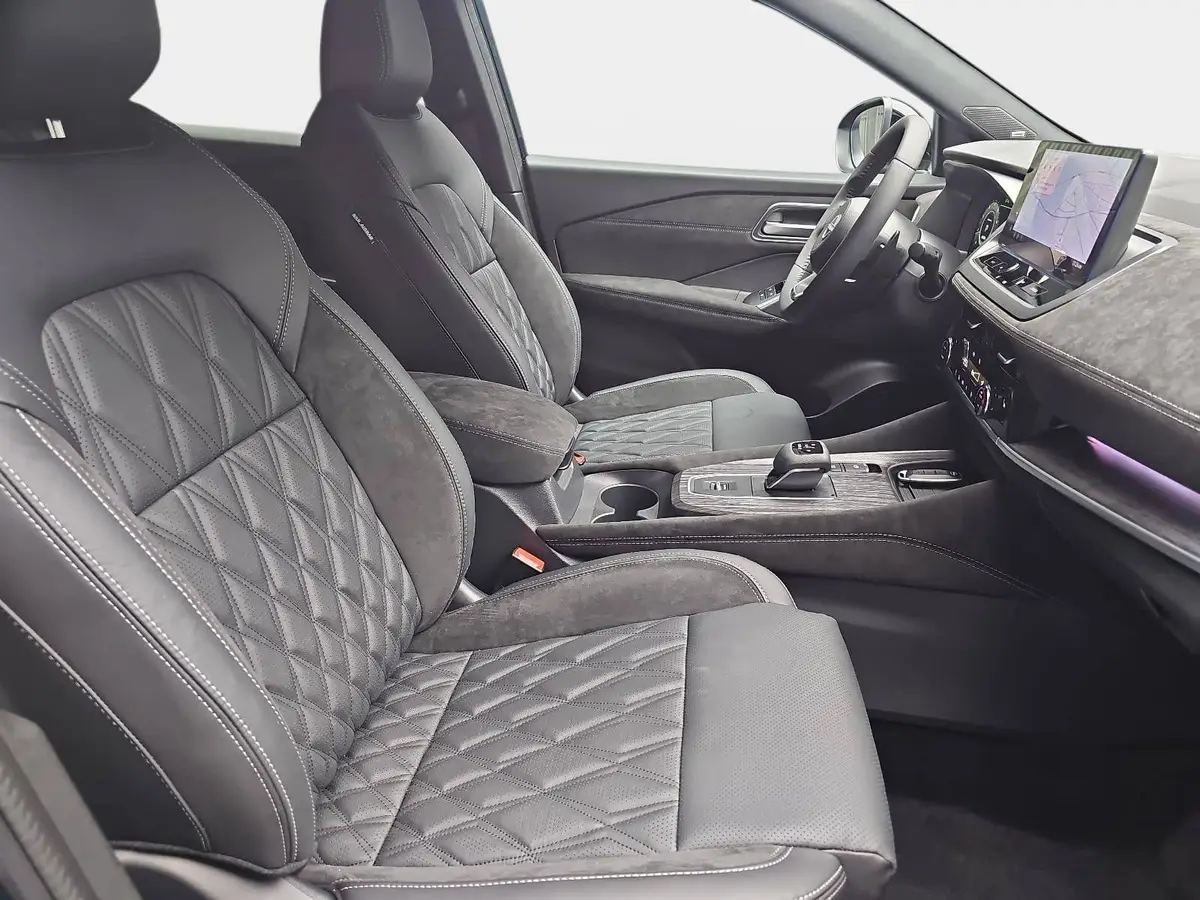 NISSAN QASHQAI 1.3 DIG-T MHEV AUTO. TEKNA PREMIUM PAKET 2-FARBEN