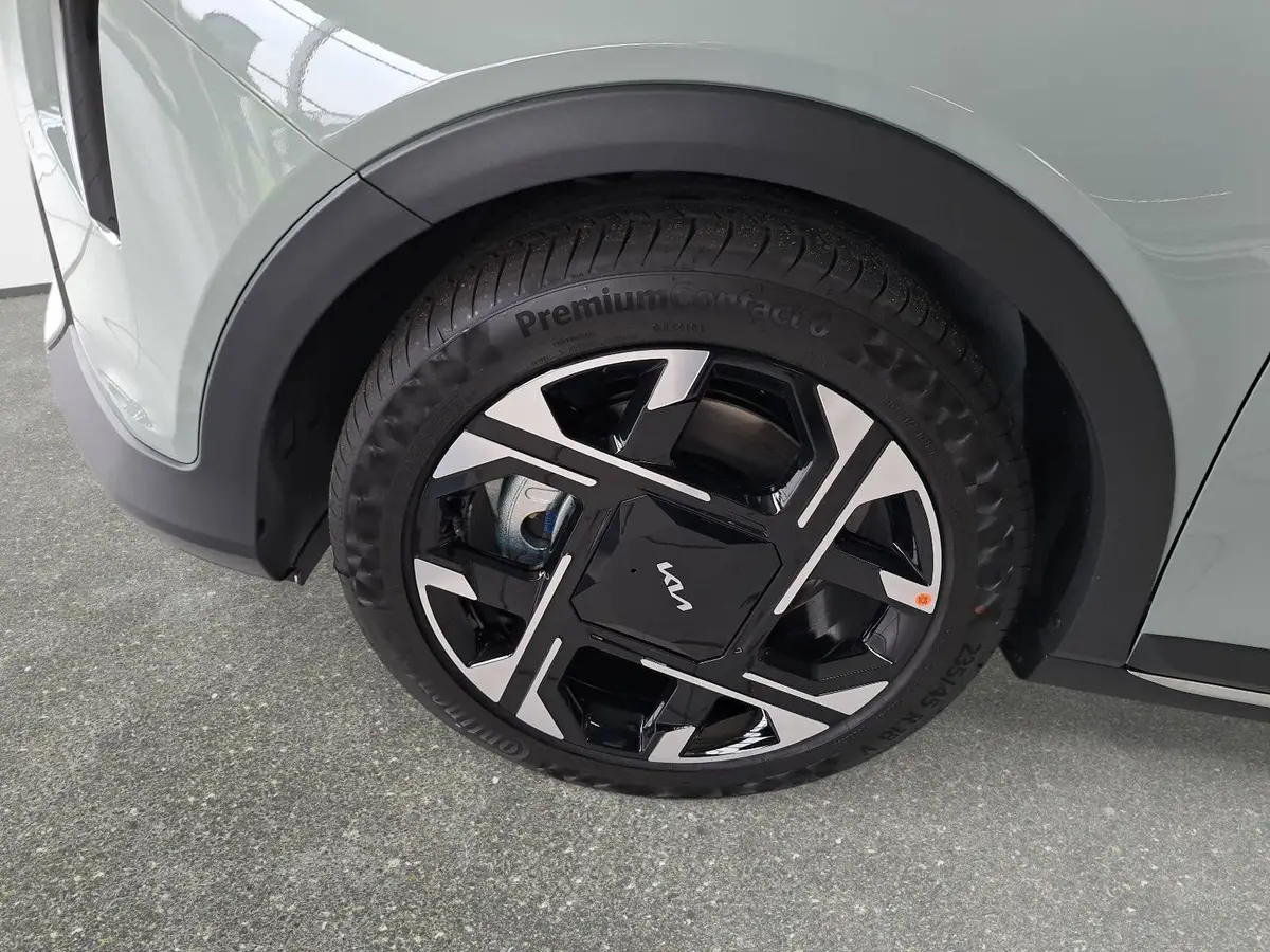 KIA XCEED 1.6 T-GDI 180 DCT SPIRIT MJ27 SOUND SITZ ADVANCED GLASDACH