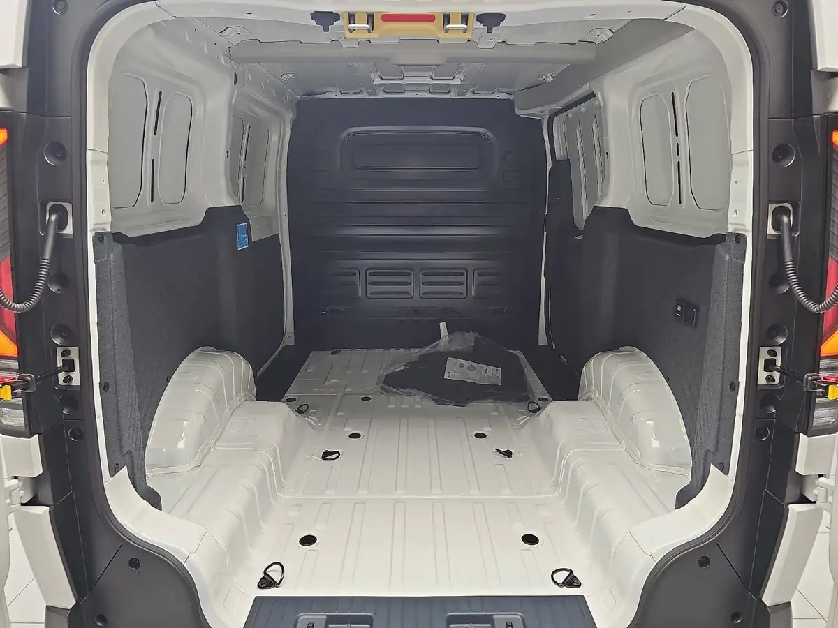 KIA PV5 CARGO L2H1 3T 71.2 KWH ELITE MJ26 WÄRMEPUMPE ALLWETTERREIFEN