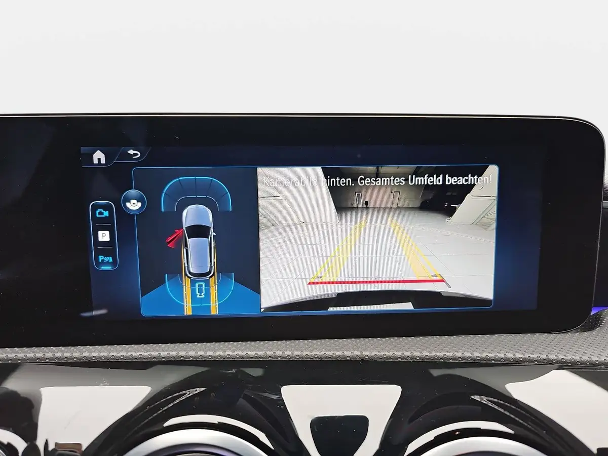 MERCEDES-BENZ A 180 DCT AMG LINE NAVI LED MBUX WINTER KAMERA LM18