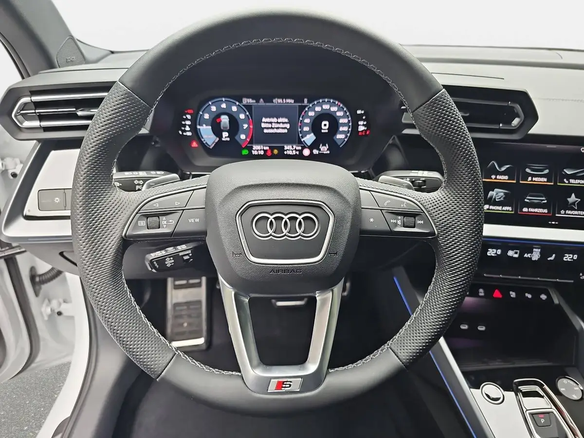 AUDI A3 35 TFSI DSG SPORTBACK S LINE NAVI LED KAMERA LM18