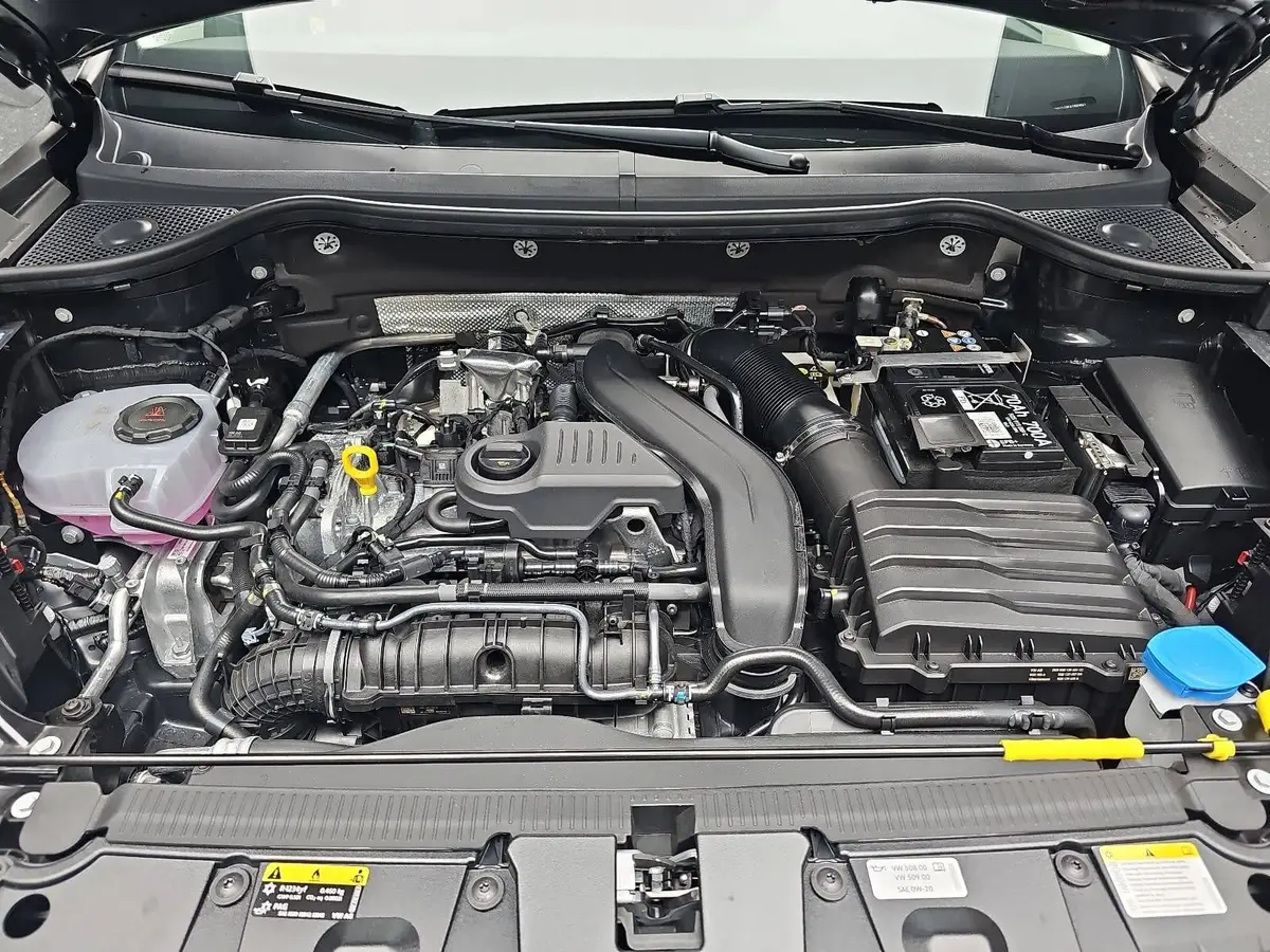 CUPRA ATECA 1.5 TSI DSG NAVI LED ACC LEDER AHK LM19