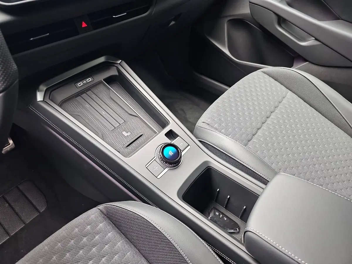 VW T-ROC 1.5 ETSI DSG R-LINE MATRIX AHK LM19