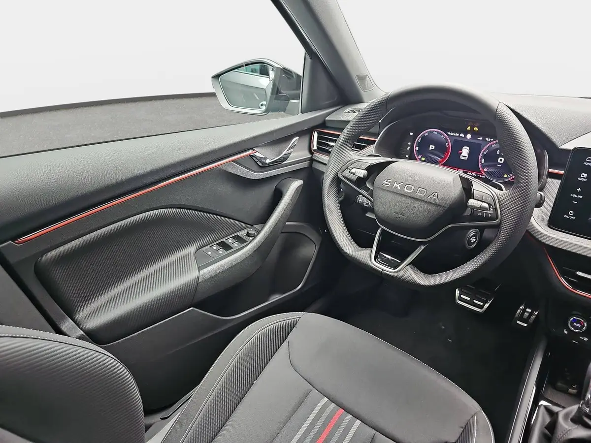SKODA KAMIQ 1.5 TSI DSG MONTE CARLO NAVI LED