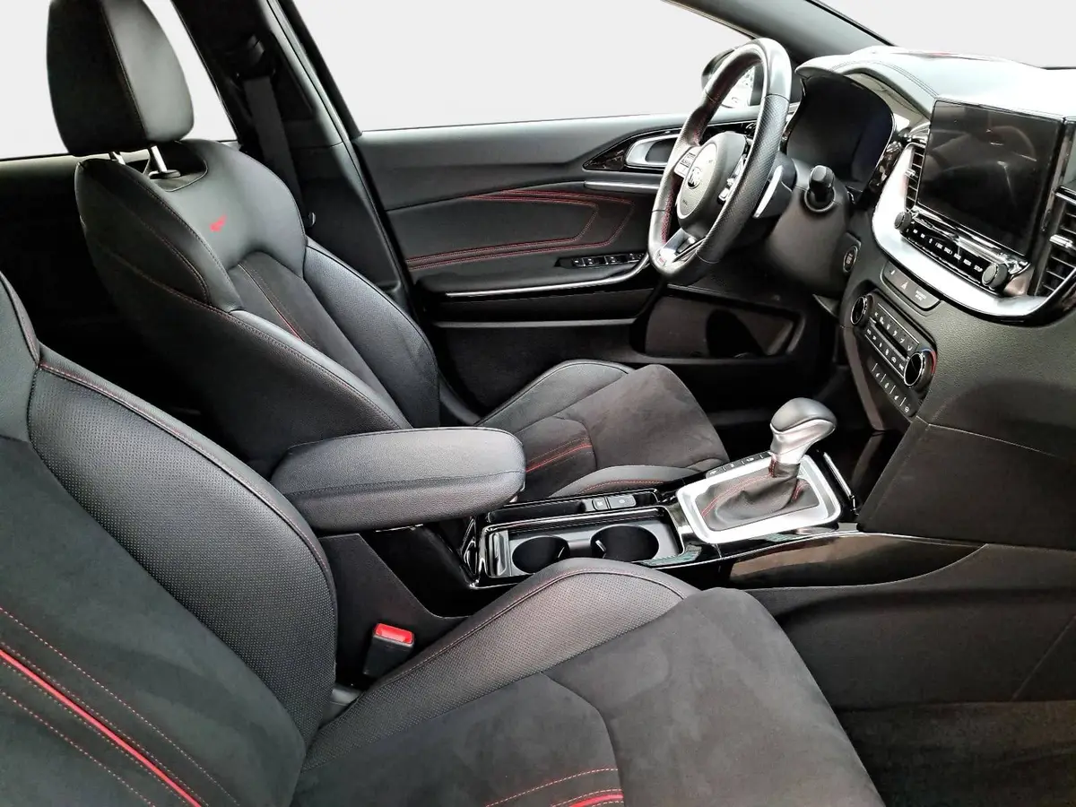KIA CEED 1.6 T-GDI DCT GT LED WINTER KAMERA