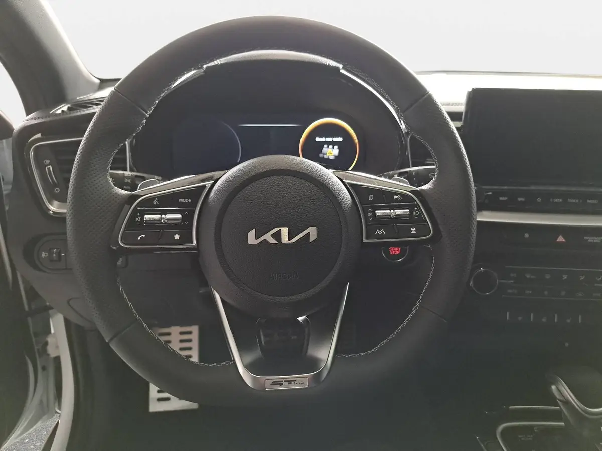 KIA XCEED 1.6 T-GDI 150 DCT GT-LINE MJ26 LEDER GLASDACH