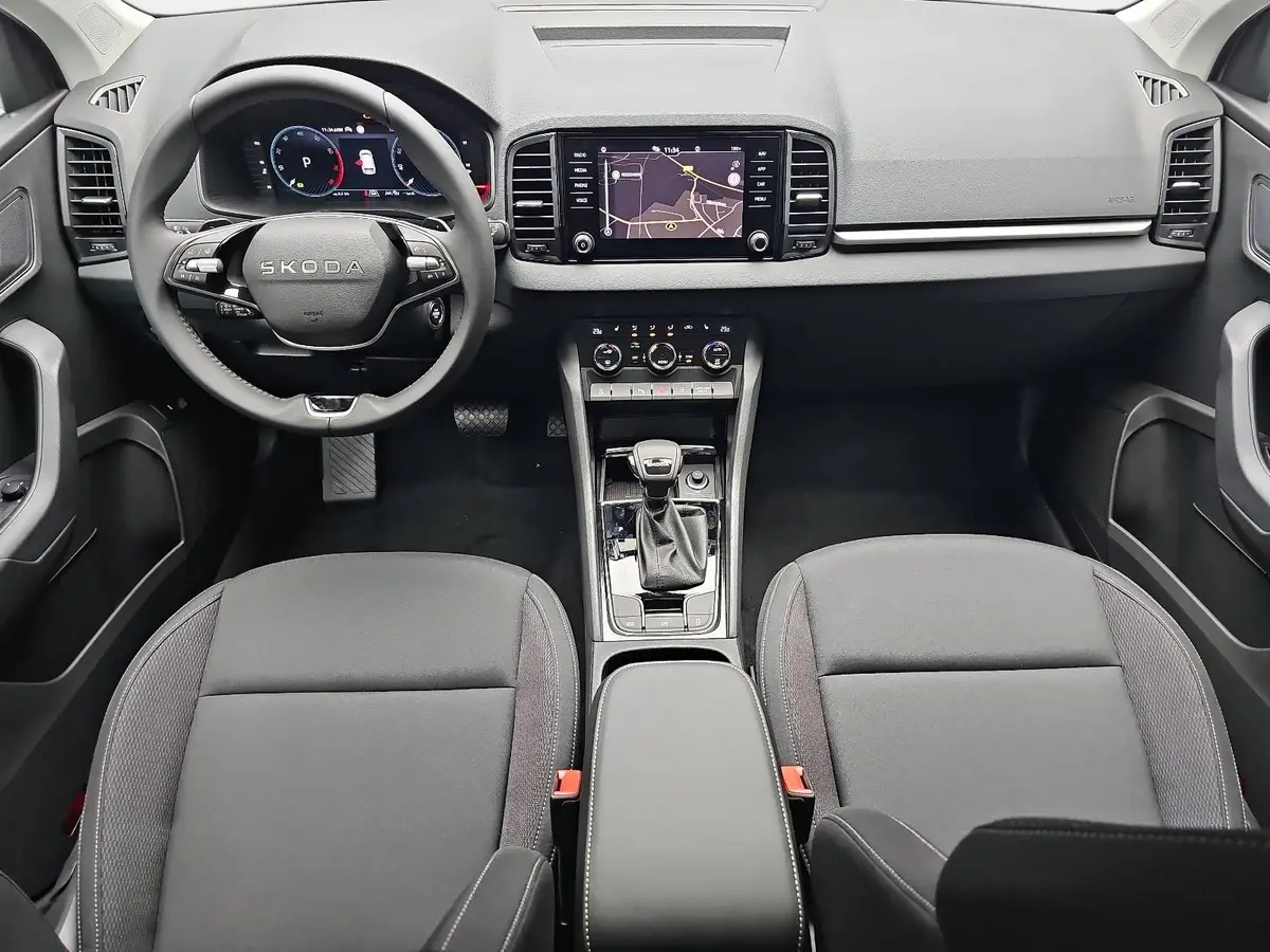 SKODA KAROQ 1.5 TSI DSG SELECTION NAVI LED ACC WINTER KAMERA A