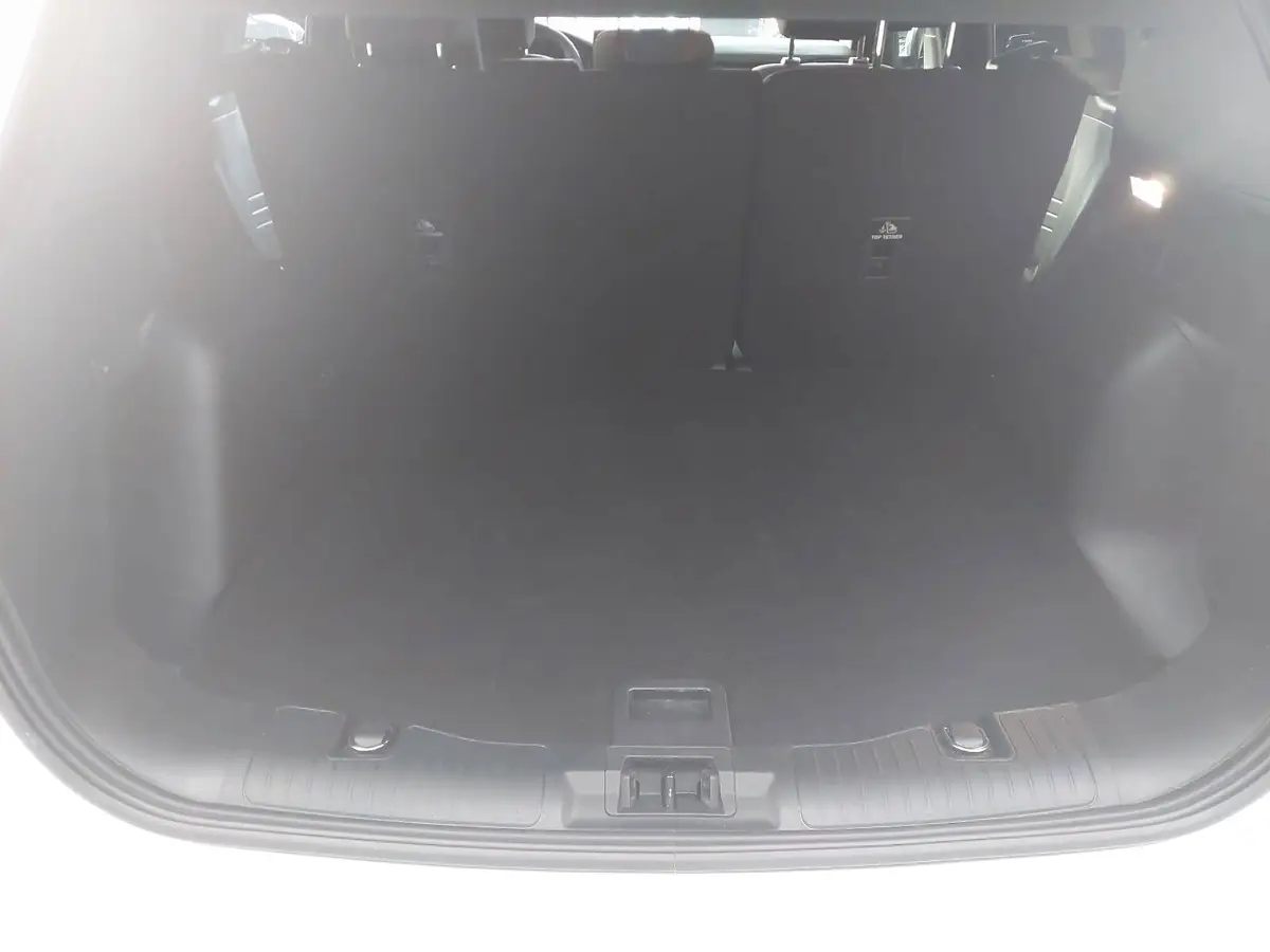 FORD KUGA 1.5 EB AUTO. ST-LINE NAVI LED KLIMAAUTO WINTER SIC