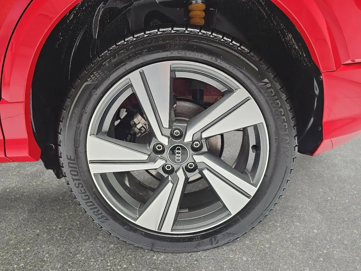 AUDI Q2 35 TFSI S-TRONIC S LINE NAVI LED ACC EL.HECKKL. WI